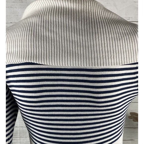 Guess Sweater Jacket Juniors Medium Black White Striped Rhinestone Logo Full Zip - Picture 10 of 12